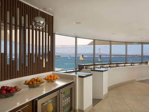 Hyatt Regency San Francisco : photo 3 de la chambre chambre lit king-size - accès au club