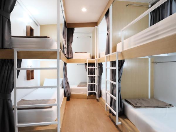 Wayha Hostel Don Mueang Airport : photo 1 de la chambre lit dans dortoir pour femmes de 8 lits