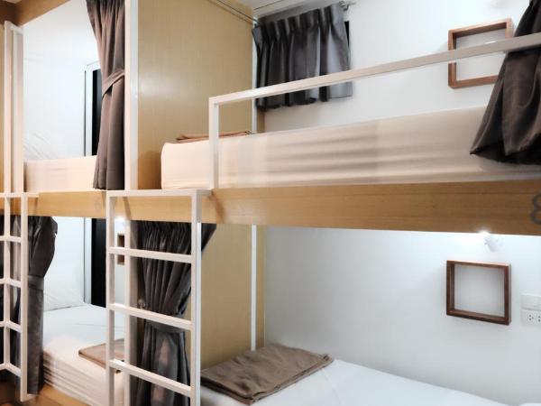 Wayha Hostel Don Mueang Airport : photo 2 de la chambre lit dans dortoir pour femmes de 8 lits