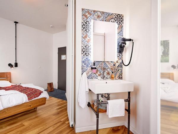 Hotel am Chlodwigplatz : photo 3 de la chambre chambre double