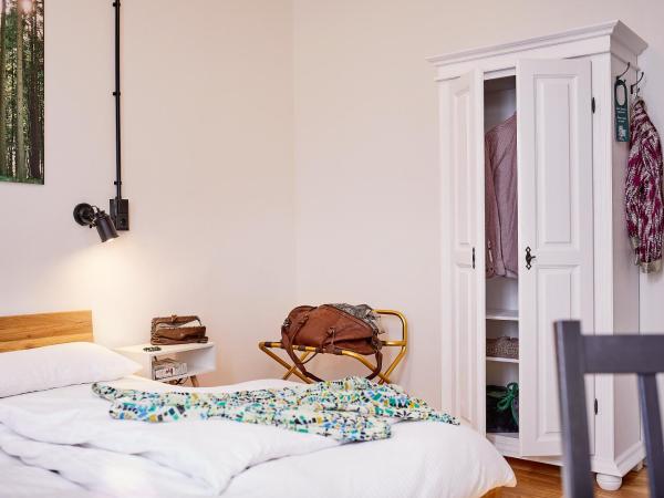 Hotel am Chlodwigplatz : photo 2 de la chambre chambre double