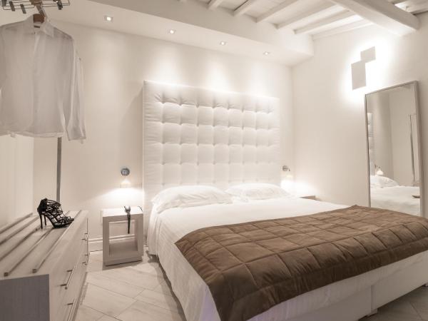 MyForte Relais de Charme & SPA : photo 6 de la chambre suite avec accès piscine - vue sur jardin