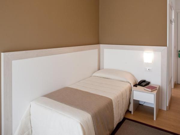 Hotel Canarie : photo 3 de la chambre chambre simple