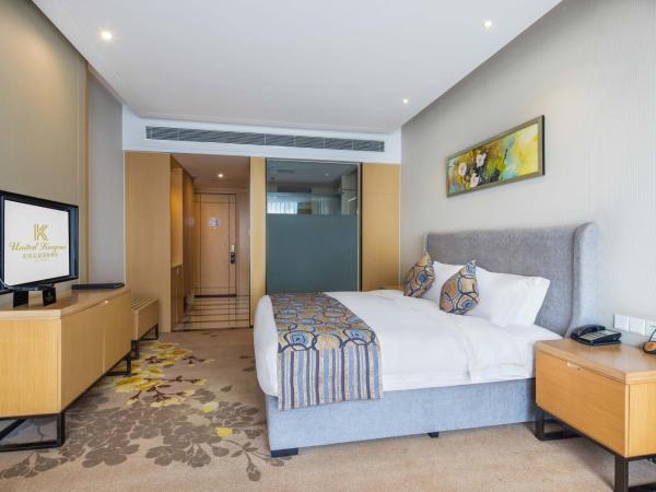 United Kingson HoteL : photo 5 de la chambre chambre lit king-size exécutive