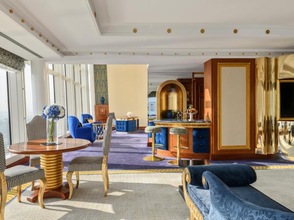 Jumeirah Burj Al Arab Dubai : photo 2 de la chambre suite panoramic - vue sur mer et service de majordome (suite duplex - 225 m²)