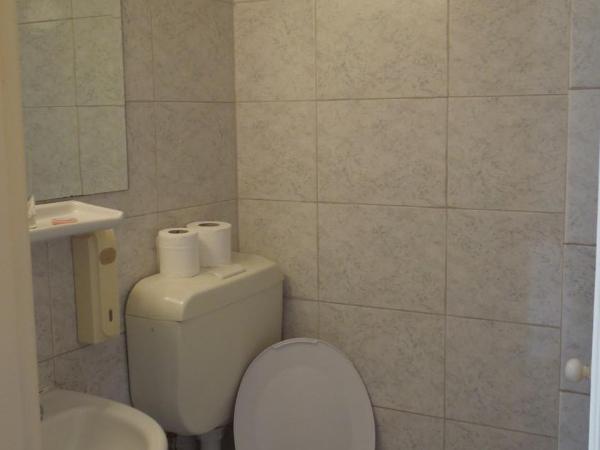 Miramare Hotel : photo 3 de la chambre chambre simple avec douche