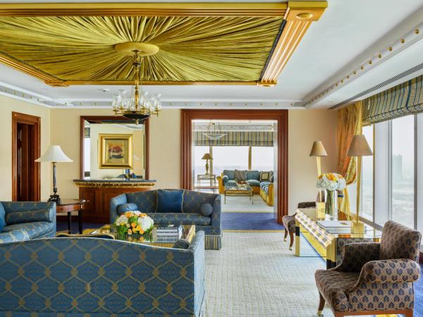 Jumeirah Burj Al Arab Dubai : photo 3 de la chambre suite familiale 3 chambres burj - vue sur mer et service de majordome (suite duplex - 670 m²)