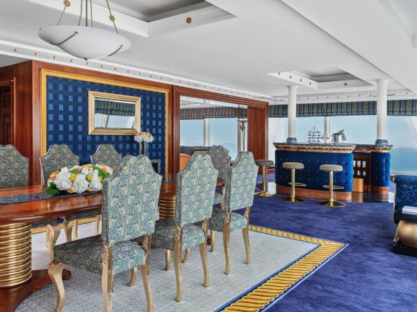 Jumeirah Burj Al Arab Dubai : photo 4 de la chambre suite diplomatic 3 chambres - vue sur mer et service de majordome (suite duplex - 670 m²)