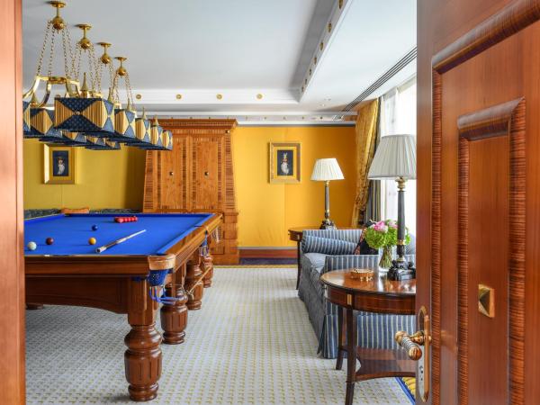 Jumeirah Burj Al Arab Dubai : photo 4 de la chambre suite club - vue sur mer et service de majordome (suite duplex - 330 m²)