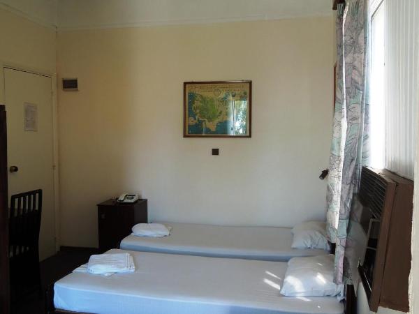 Miramare Hotel : photo 1 de la chambre chambre triple avec douche