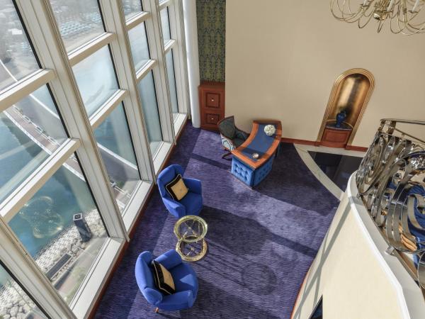 Jumeirah Burj Al Arab Dubai : photo 1 de la chambre suite panoramic - vue sur mer et service de majordome (suite duplex - 225 m²)