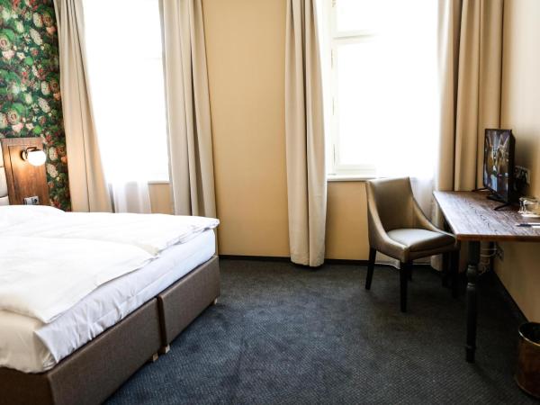 EA Hotel Victoria : photo 1 de la chambre chambre double standard