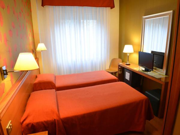 eco Hotel Milano & BioRiso Restaurant : photo 8 de la chambre chambre lits jumeaux