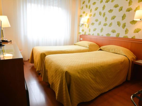 eco Hotel Milano & BioRiso Restaurant : photo 10 de la chambre chambre lits jumeaux