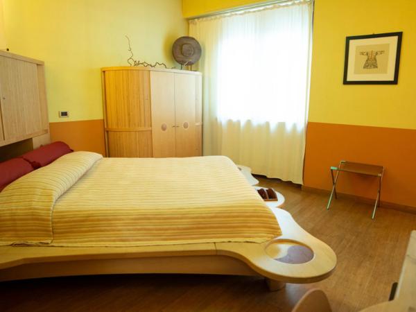 eco Hotel Milano & BioRiso Restaurant : photo 6 de la chambre suite junior (2 adultes)