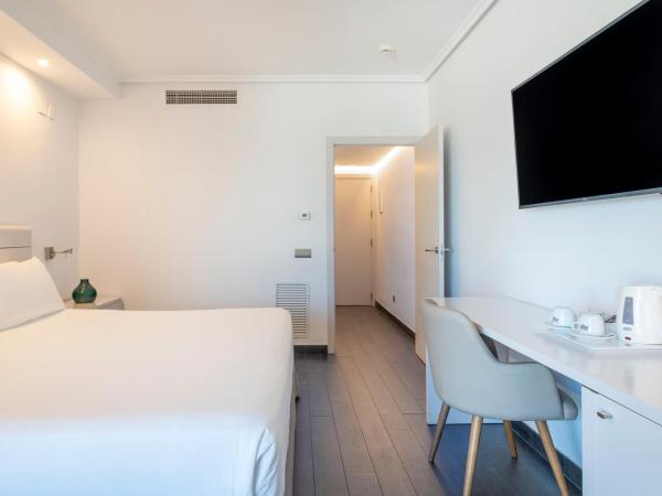 Hotel Spa Porta Maris by Melia : photo 4 de la chambre hébergement standard - port de plaisance