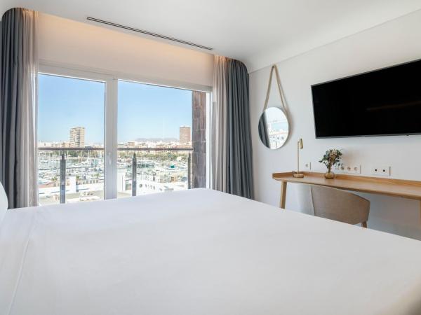 Hotel Spa Porta Maris by Melia : photo 1 de la chambre hébergement premium - port de plaisance