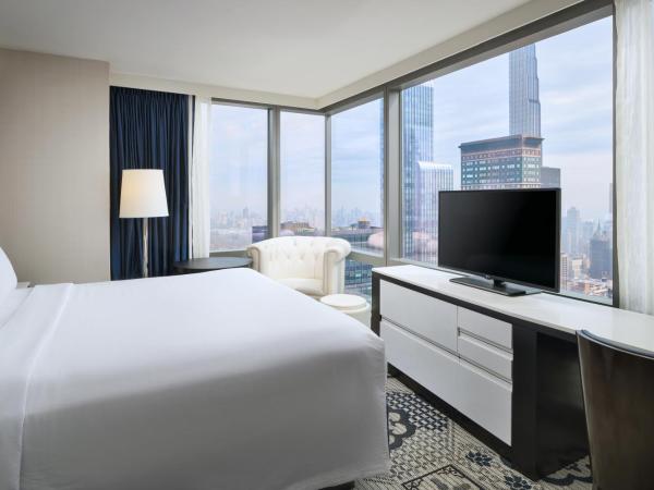 Residence Inn by Marriott New York Manhattan/Central Park : photo 2 de la chambre studio de luxe - vue sur times square