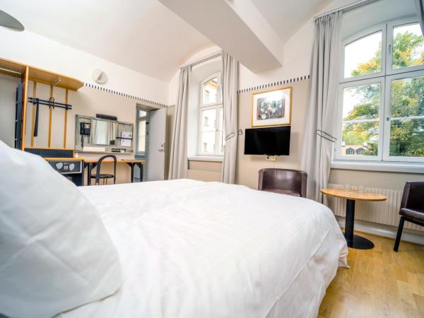 Långholmen Hotell : photo 3 de la chambre chambre double