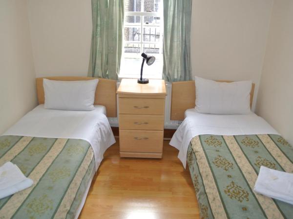 The Belgrove Hotel : photo 1 de la chambre chambre lits jumeaux