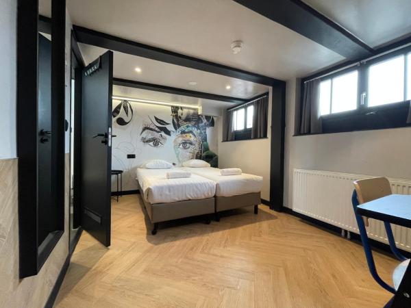 Heart of Amsterdam Hostel : photo 3 de la chambre chambre lits jumeaux privée