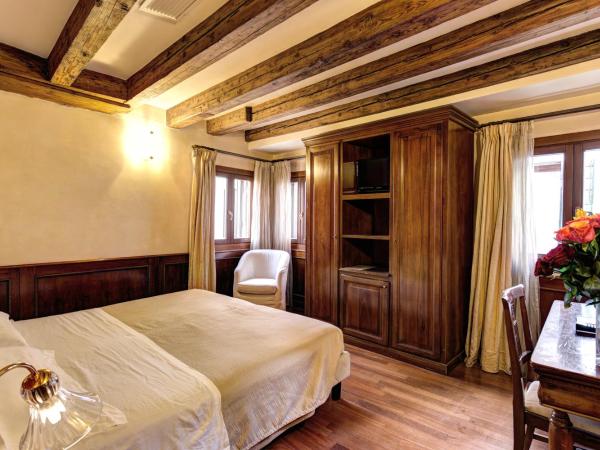 Palazzo La Scala : photo 5 de la chambre chambre double ou lits jumeaux