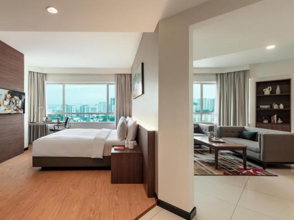 Oakwood Hotel and Residence Kuala Lumpur : photo 2 de la chambre hébergement d'angle 1 chambre deluxe