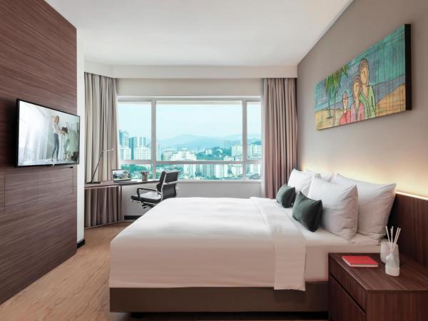 Oakwood Hotel and Residence Kuala Lumpur : photo 1 de la chambre hébergement d'angle 1 chambre deluxe