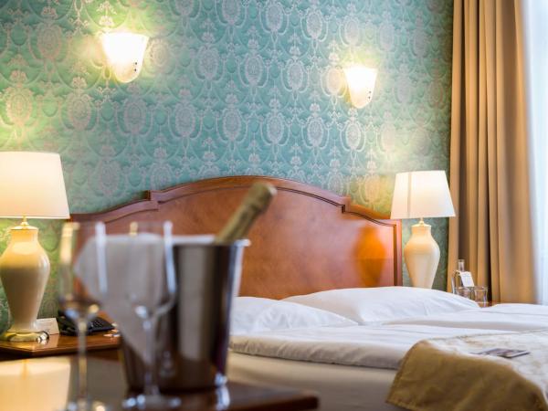 Hotel St George - Czech Leading Hotels : photo 3 de la chambre chambre double ou lits jumeaux supérieure