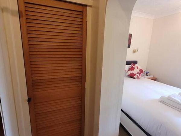 Cornerways Bed & Breakfast : photo 5 de la chambre chambre double avec salle de bains privative