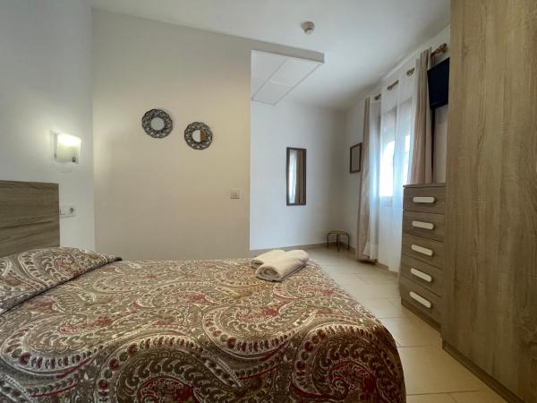 P&R hostals Codolar : photo 1 de la chambre chambre simple standard