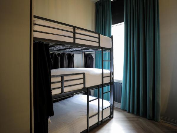 Revolver : photo 4 de la chambre lit superposé dans dortoir mixte