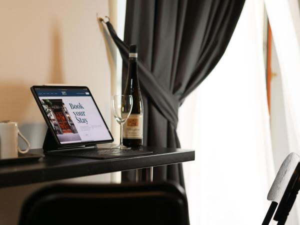 Comfort Zone Naples : photo 3 de la chambre double room with spa bath - dependance