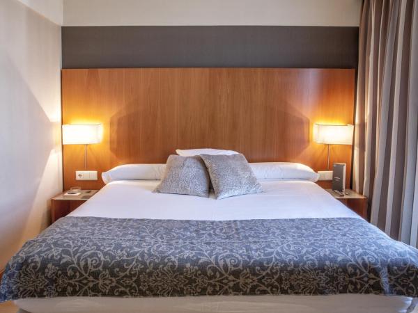 Zenit Don Yo : photo 3 de la chambre chambre double ou lits jumeaux