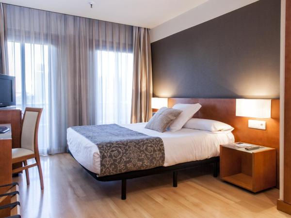 Zenit Don Yo : photo 2 de la chambre chambre triple (3 adultes)