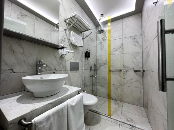 My Dora Hotel : photo 4 de la chambre chambre familiale