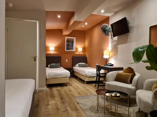 Hotel Alexander : photo 9 de la chambre chambre quadruple