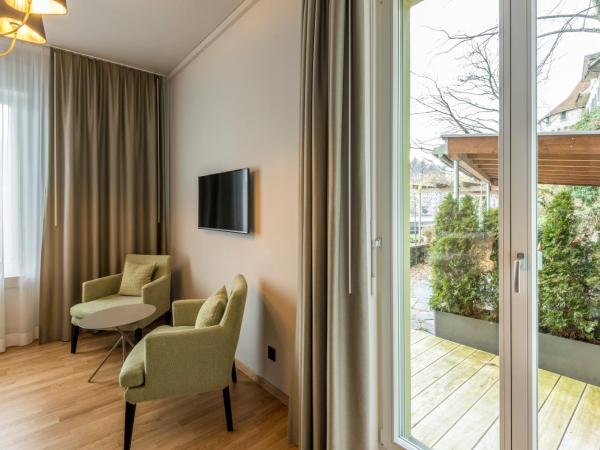 Boutique Hotel KARL : photo 6 de la chambre chambre quadruple supérieure avec balcon - vue sur rivière