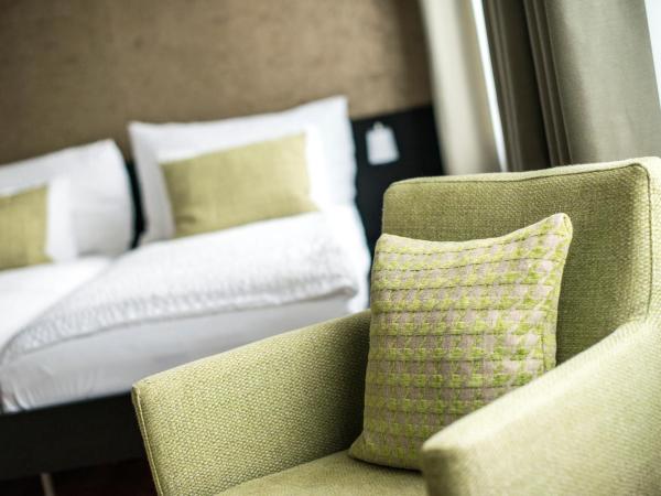 Boutique Hotel KARL : photo 8 de la chambre chambre quadruple supérieure avec balcon - vue sur rivière