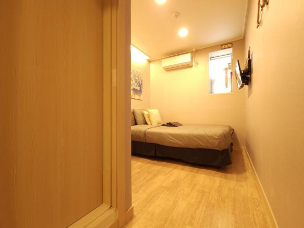 OYO Hostel Myeongdong 1 : photo 3 de la chambre chambre double