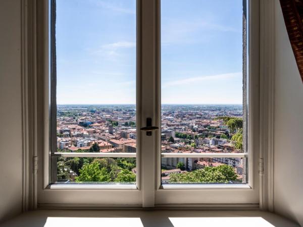 FORESTERIA di PALAZZO RADICI : photo 1 de la chambre suite junior deluxe