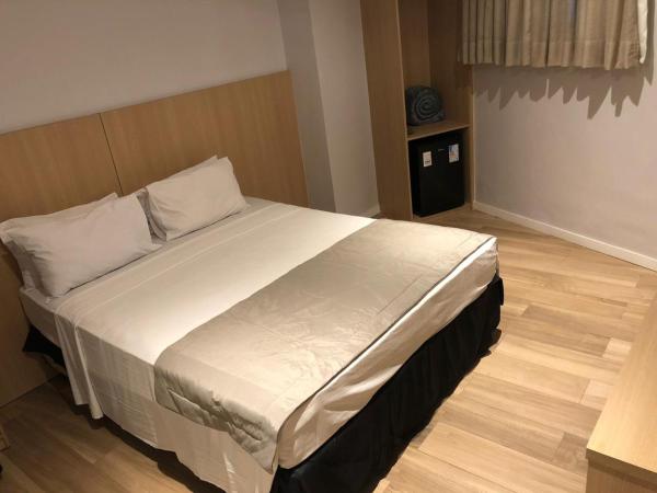 Regency Copacabana Hotel : photo 2 de la chambre chambre deluxe