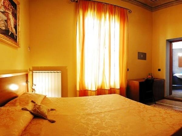 La Luna Guest House : photo 2 de la chambre chambre double