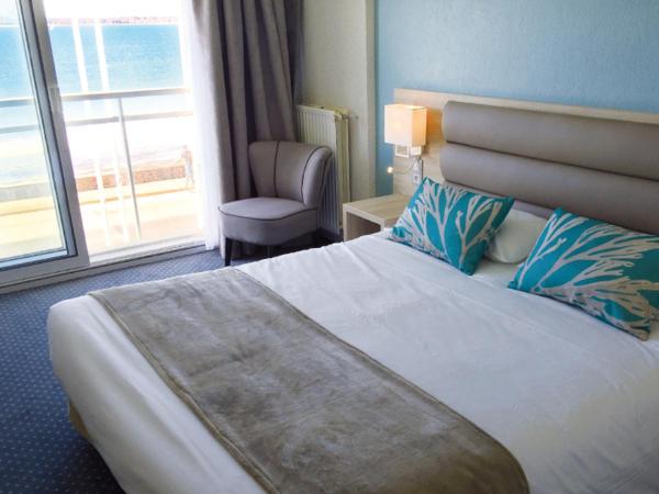 Brit Hôtel De L'océan : photo 10 de la chambre chambre double ou lits jumeaux - vue sur mer