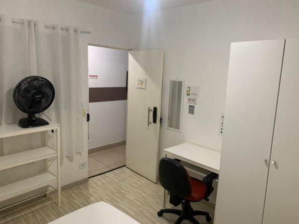 Hostel Ipê : photo 3 de la chambre chambre simple avec salle de bains extérieure privative