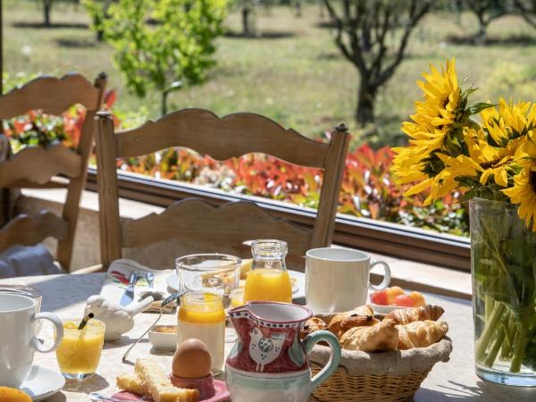 Hotel Les Messugues : photo 8 de la chambre chambre double confort