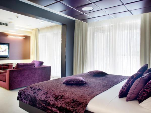 Damianii Luxury Boutique Hotel & Spa : photo 1 de la chambre suite lit king-size junior avec balcon et jacuzzi