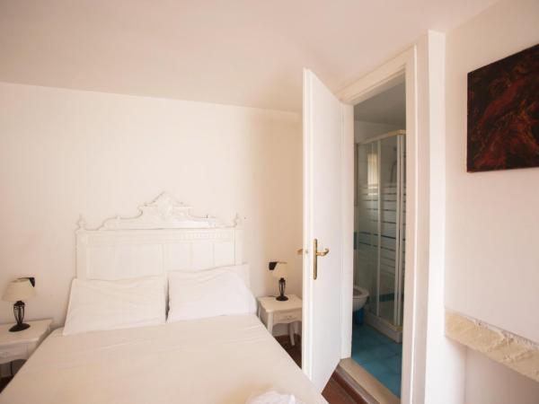 Chiesa Greca - SIT Rooms & Apartments : photo 2 de la chambre chambre double avec terrasse