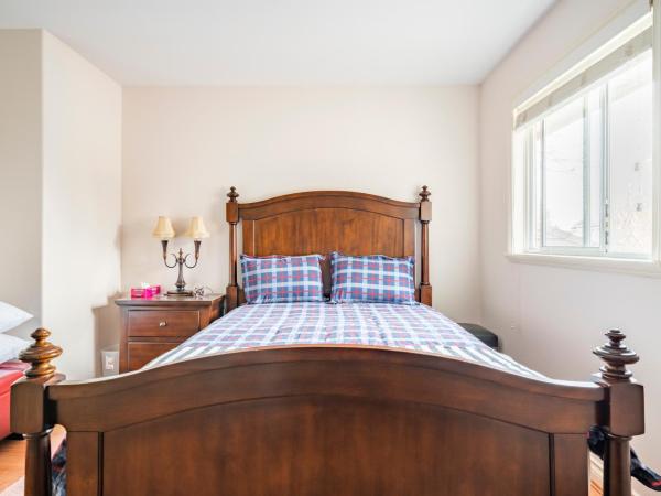 Fraser River Richmond Bed and Breakfast : photo 2 de la chambre chambre lit queen-size 