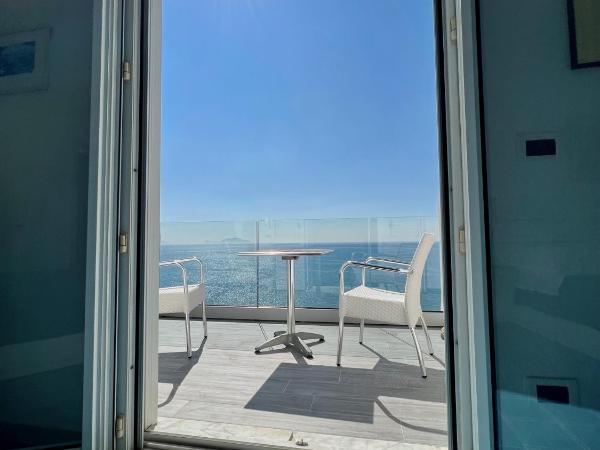 Hotel Casa Sofia : photo 6 de la chambre chambre double deluxe avec balcon - vue sur mer